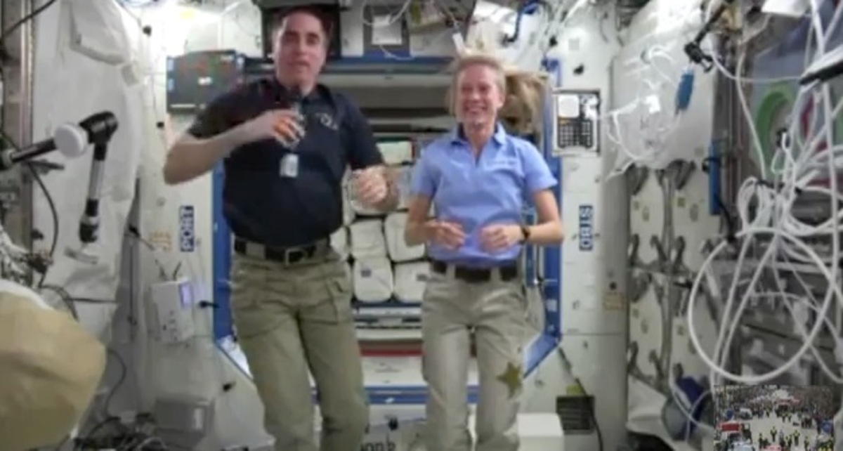 Διαστημικός σταθμός NASA: Δείτε πώς είναι η ζωή εκεί σε ζωντανή σύνδεση (video)