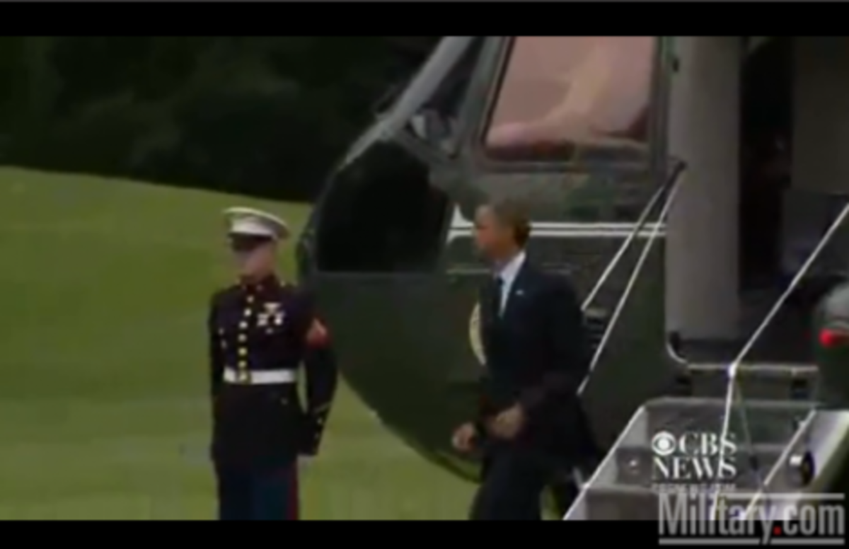 Ο Ομπάμα ξεχνά να χαιρετίσει πεζοναύτη και δείτε τι κάνει – ΒΙΝΤΕΟ