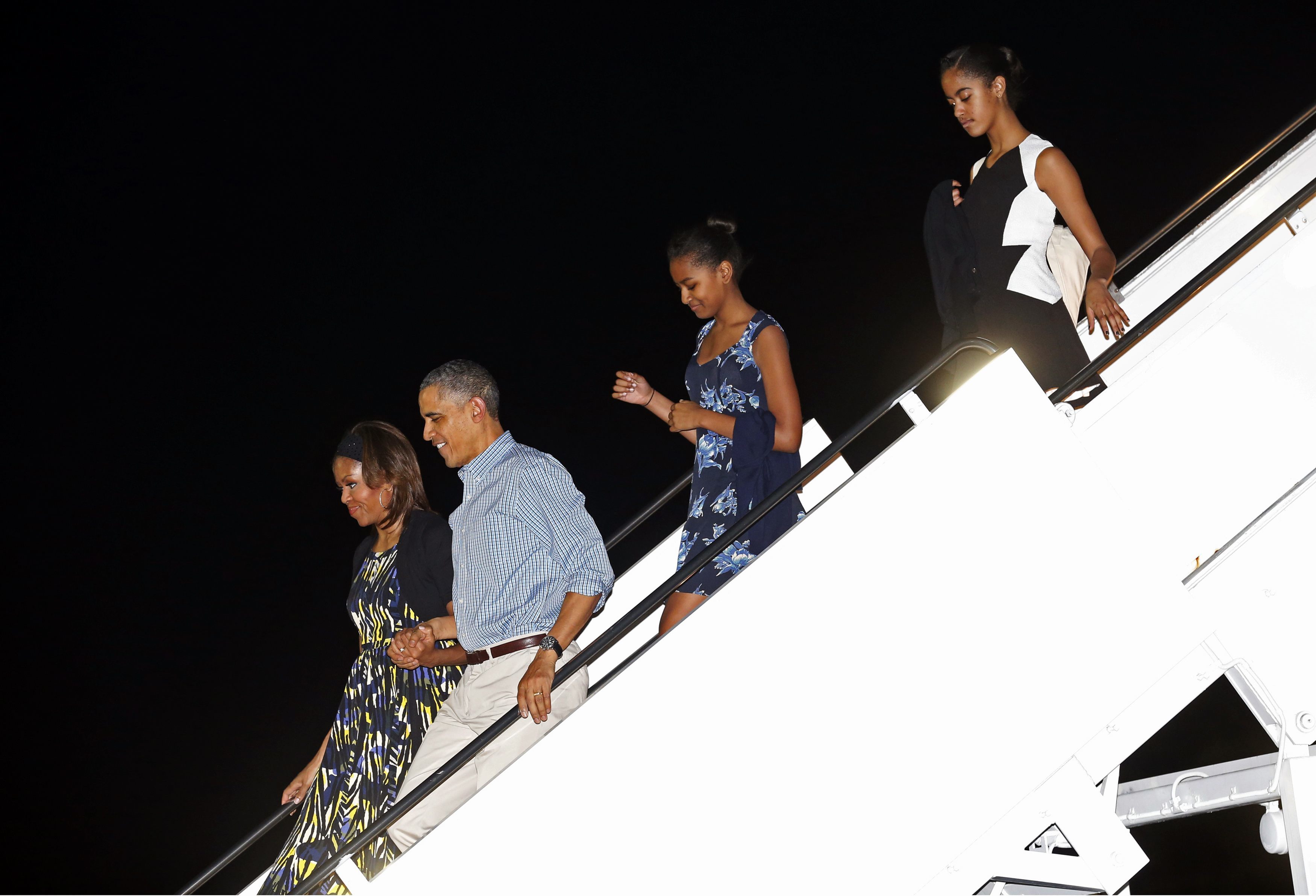 Ομπάμα: Στη Χαβάη με σύζυγο, κόρες και πεθερά!
