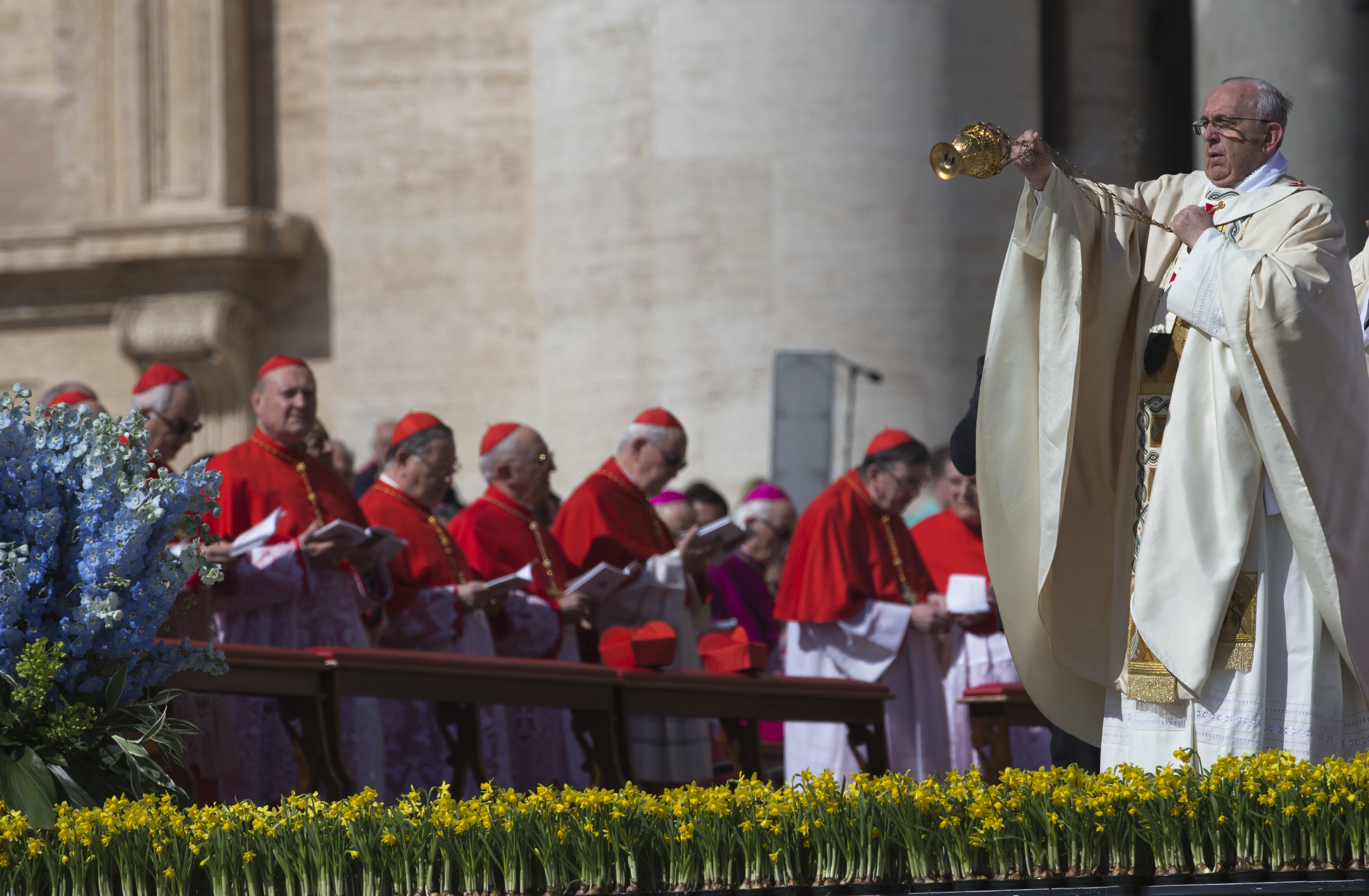 Πάπας: Η παιδεραστία είναι σαν τις τελετές σατανιστών