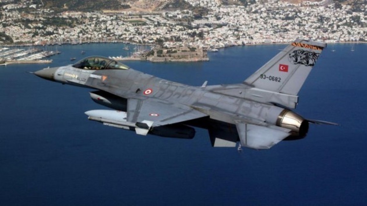 Νέα τουρκική πρόκληση – F16 ξανά πάνω από τις Οινούσσες