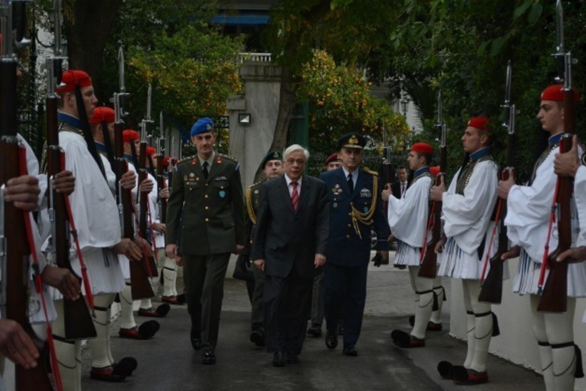 “Η Τουρκία στηρίζει τους διακινητές μεταναστών”! Ο Πρόεδρος της Δημοκρατίας “καρφώνει” Άγκυρα