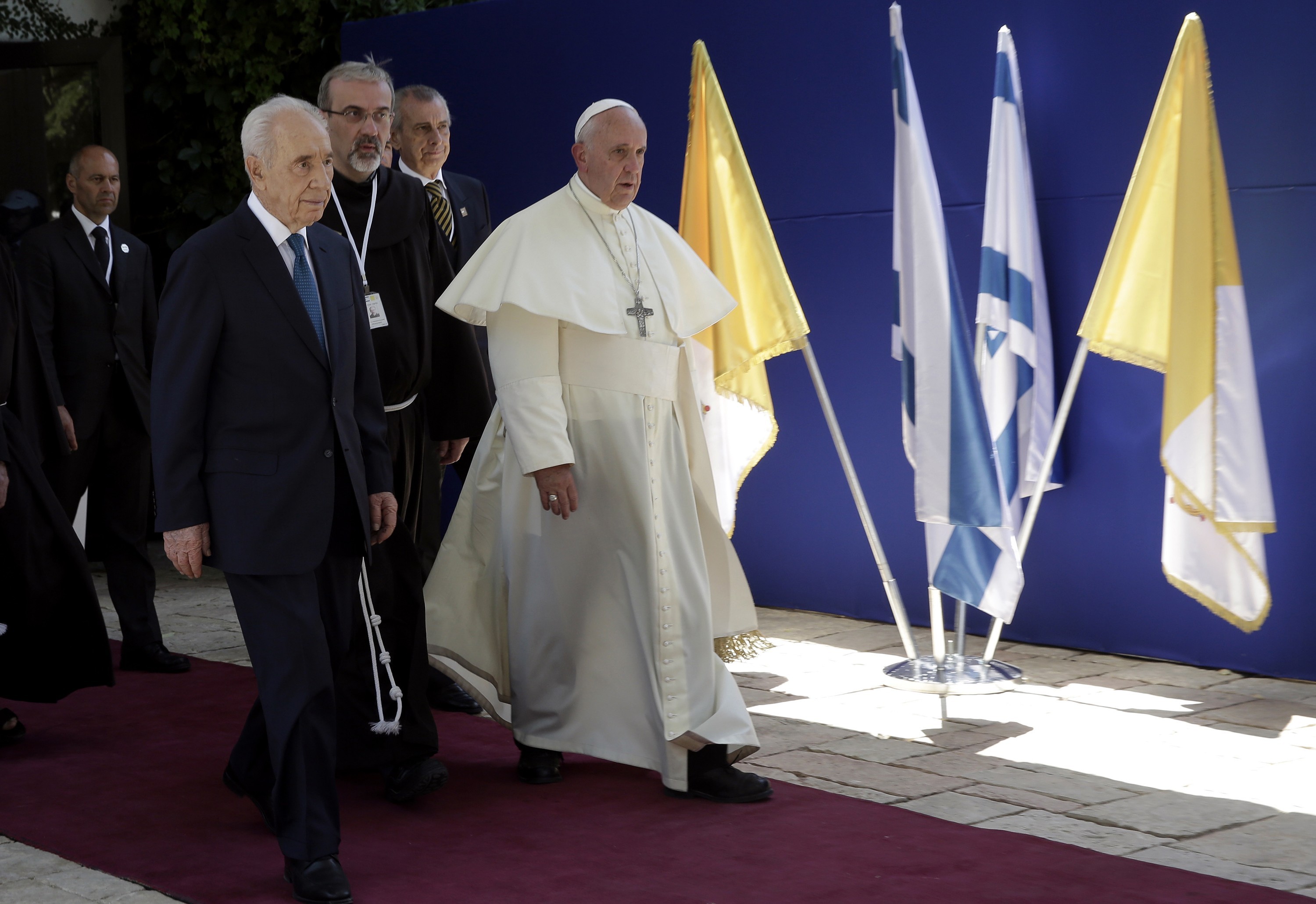 Πάπας Φραγκίσκος σε Πέρες: Ανοιξε τους Αγιους Τόπους για όλους