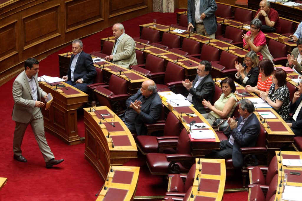 Καταγγελίες για υπόγειες σχέσεις με την τρόικα! Βουλευτής ΣΥΡΙΖΑ: “Έχουμε και εμείς τους ανθρώπους μας στην τρόικα”