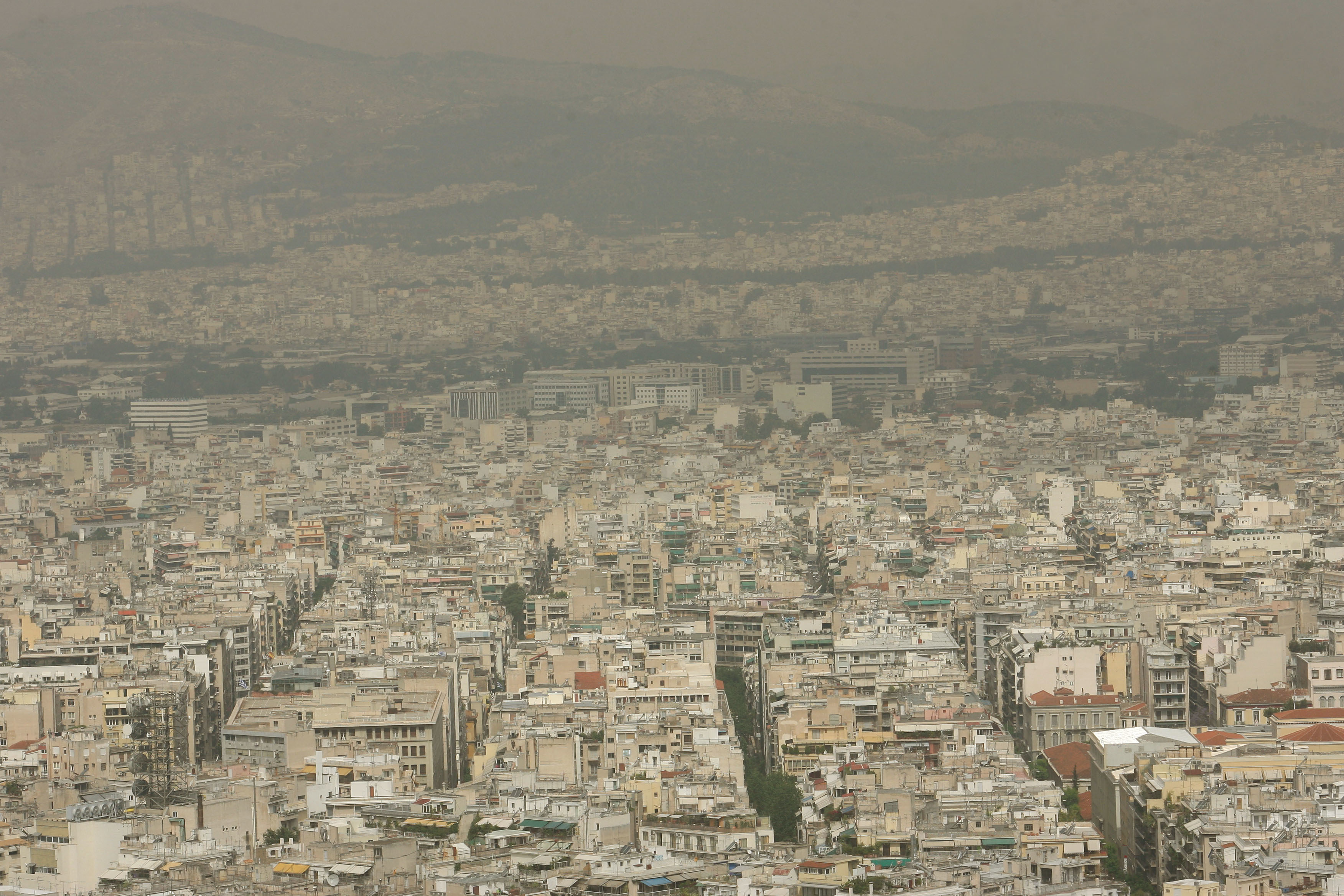 Βροχές και σκόνη από την Αφρική το Σάββατο