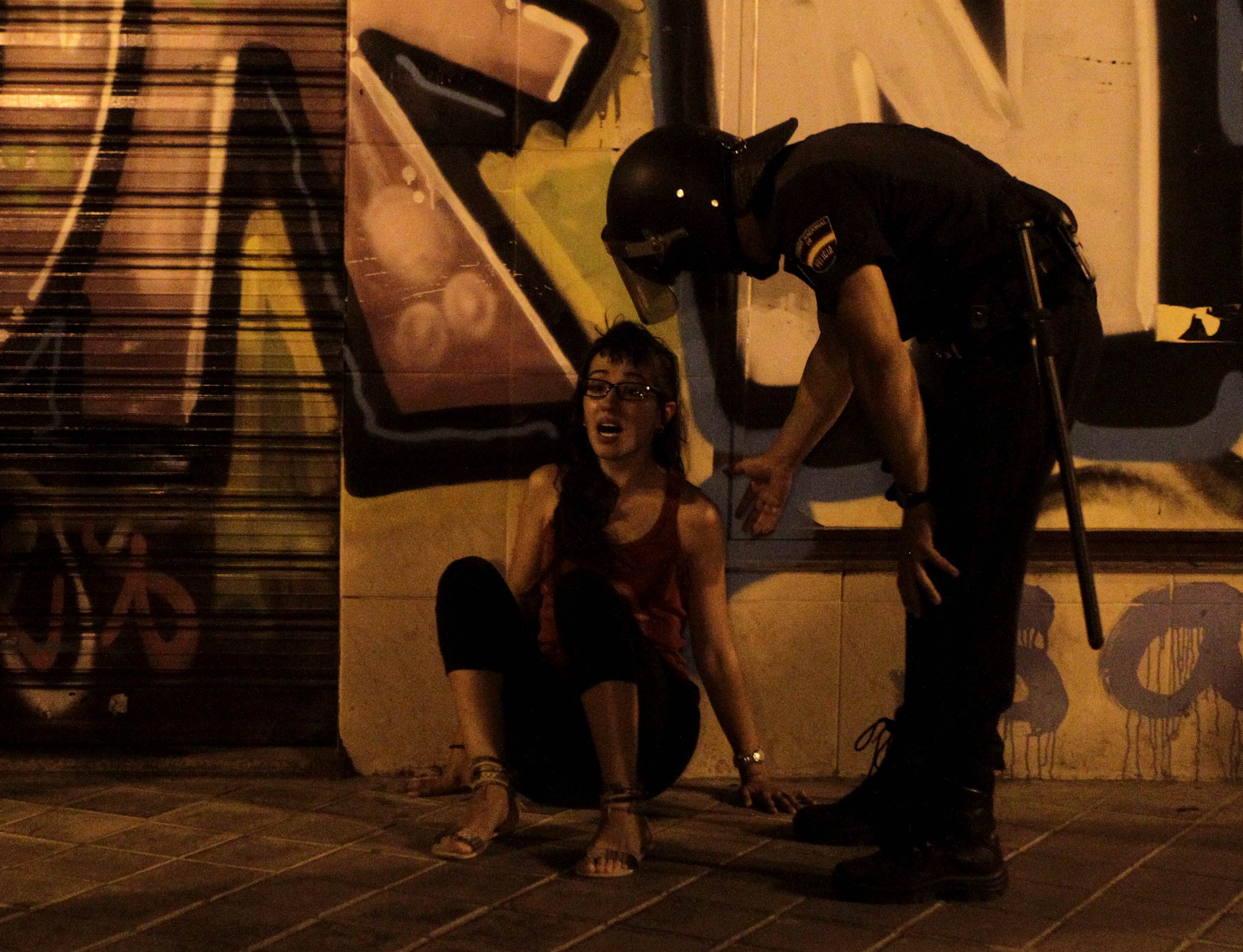 Επεισόδια με τραυματισμούς και συλλήψεις στην Ισπανία. ΦΩΤΟ REUETERS