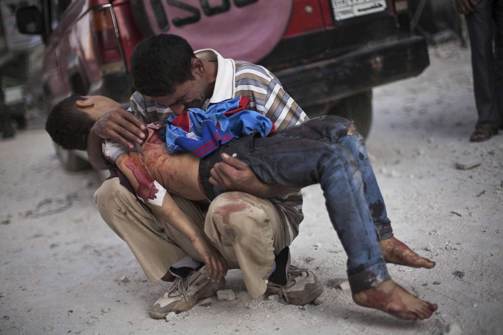 Σφαγή 85 ανθρώπων στη Συρία