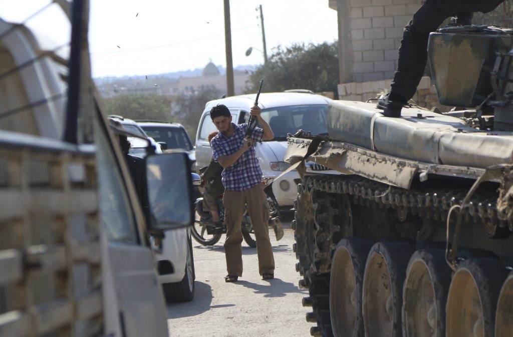 Κλιμακώνει τις επιχειρήσεις του ο συριακός στρατός κοντά στη Δαμασκό