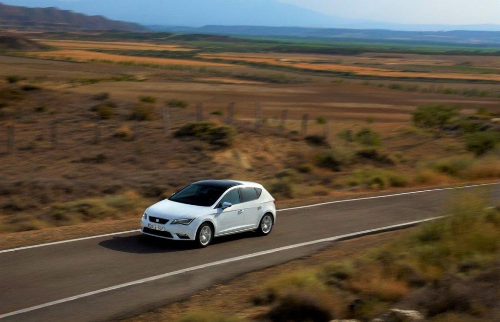 SEAT Leon 1.0 TSI: Ο ορισμός του σύγχρονου οικογενειακού αυτοκινήτου