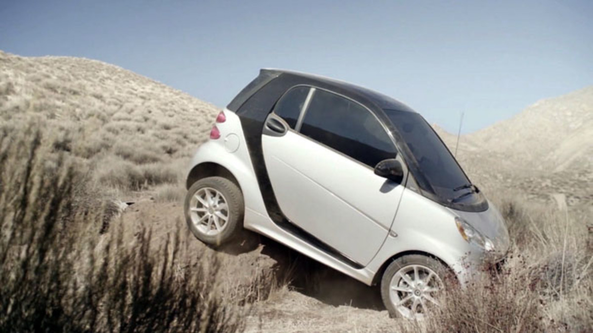 Video: Κάνει το Smart Fortwo για 4×4;