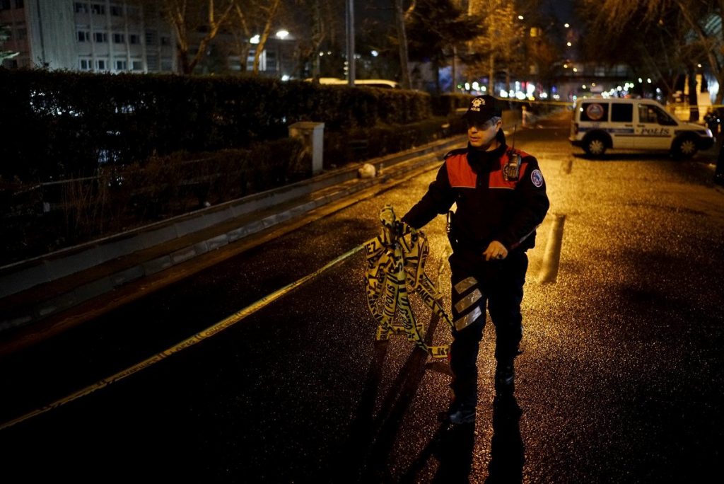 Τουρκία: Ένας αστυνομικός και τρεις αντάρτες του PKK νεκροί – Ολονύχτιες συγκρούσεις  στο Ντιγιάρμπακιρ