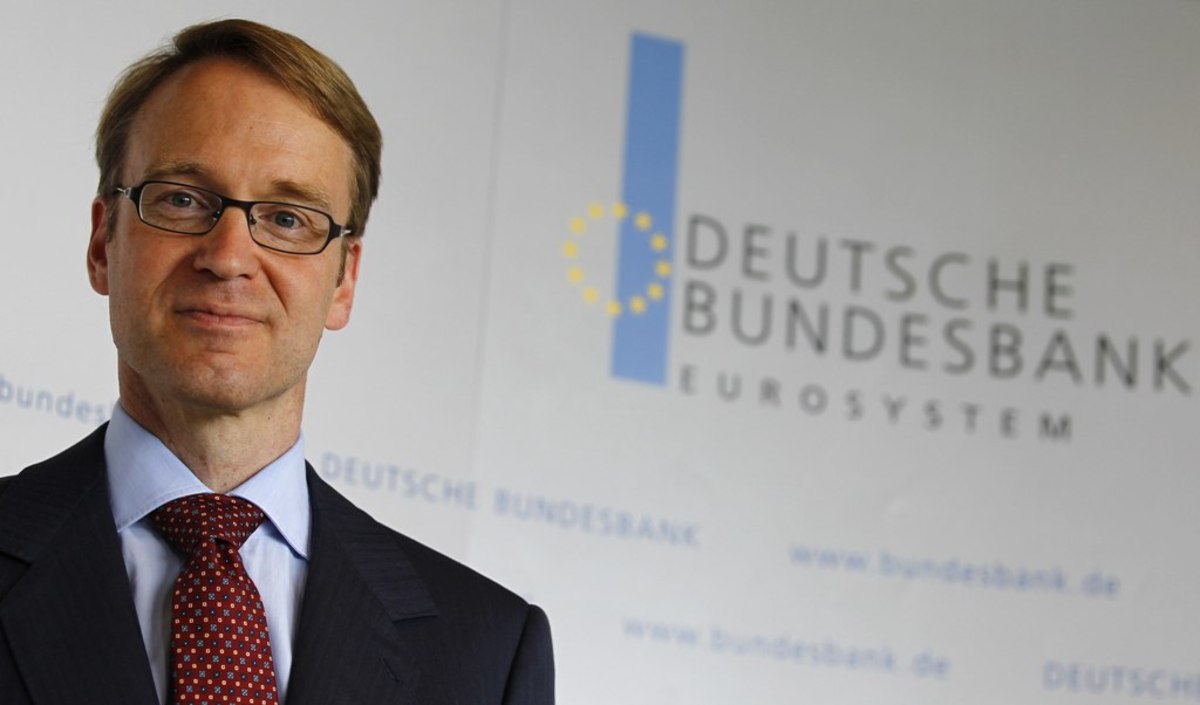 Επίθεση από τον επικεφαλής της Κεντρικής Τράπεζας Γερμανίας στον Ντράγκι