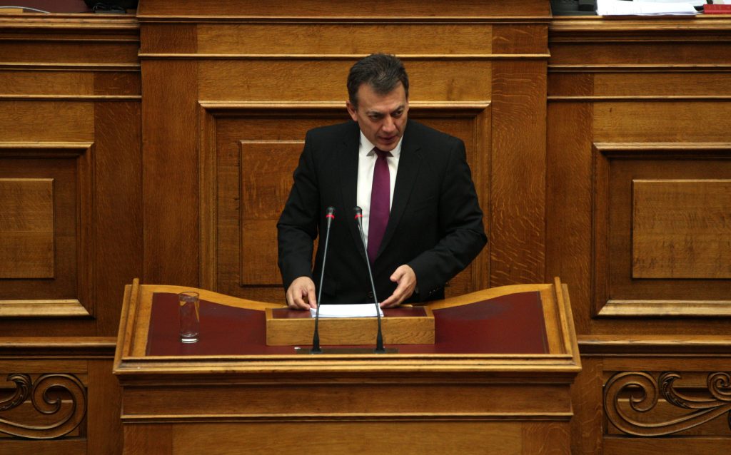 Εξεταστική για το ασφαλιστικό προαναγγέλλει ο ΣΥΡΙΖΑ – Άγρια κόντρα στη Βουλή