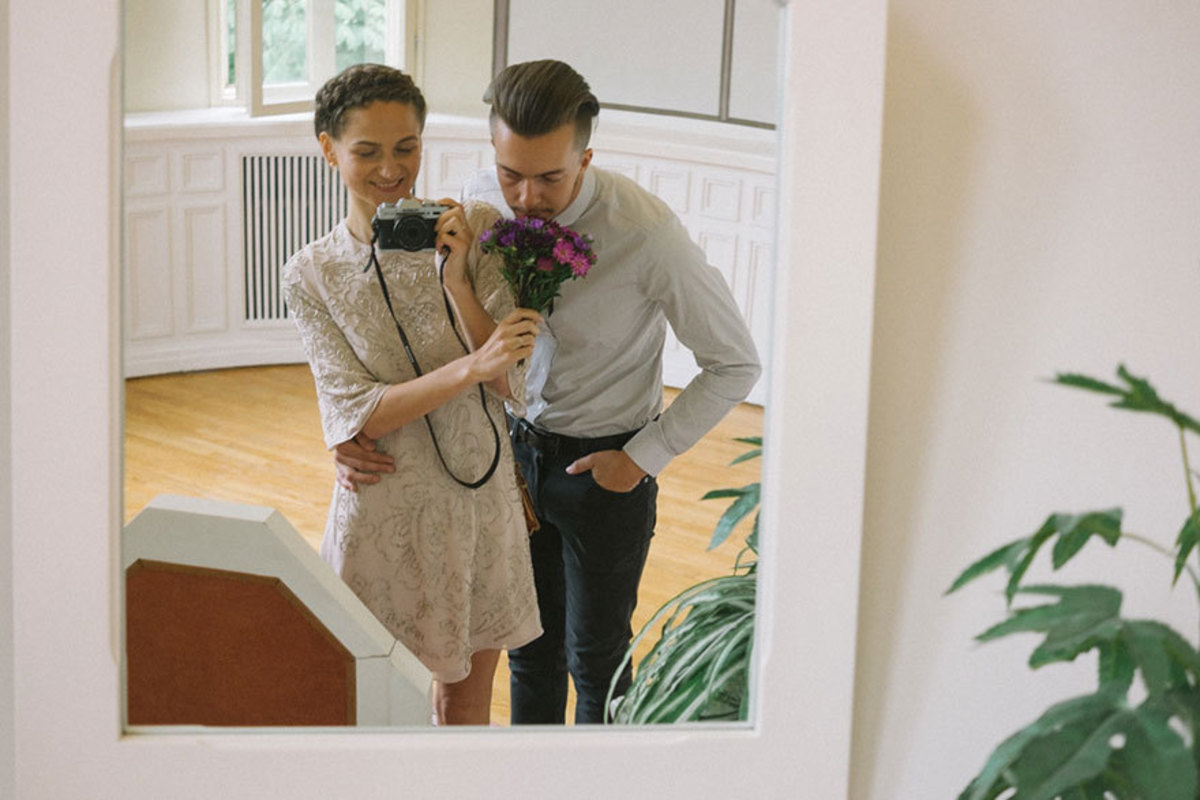 Νύφη έγινε φωτογράφος στον ίδιο της τον γάμο! (ΦΩΤΟ)