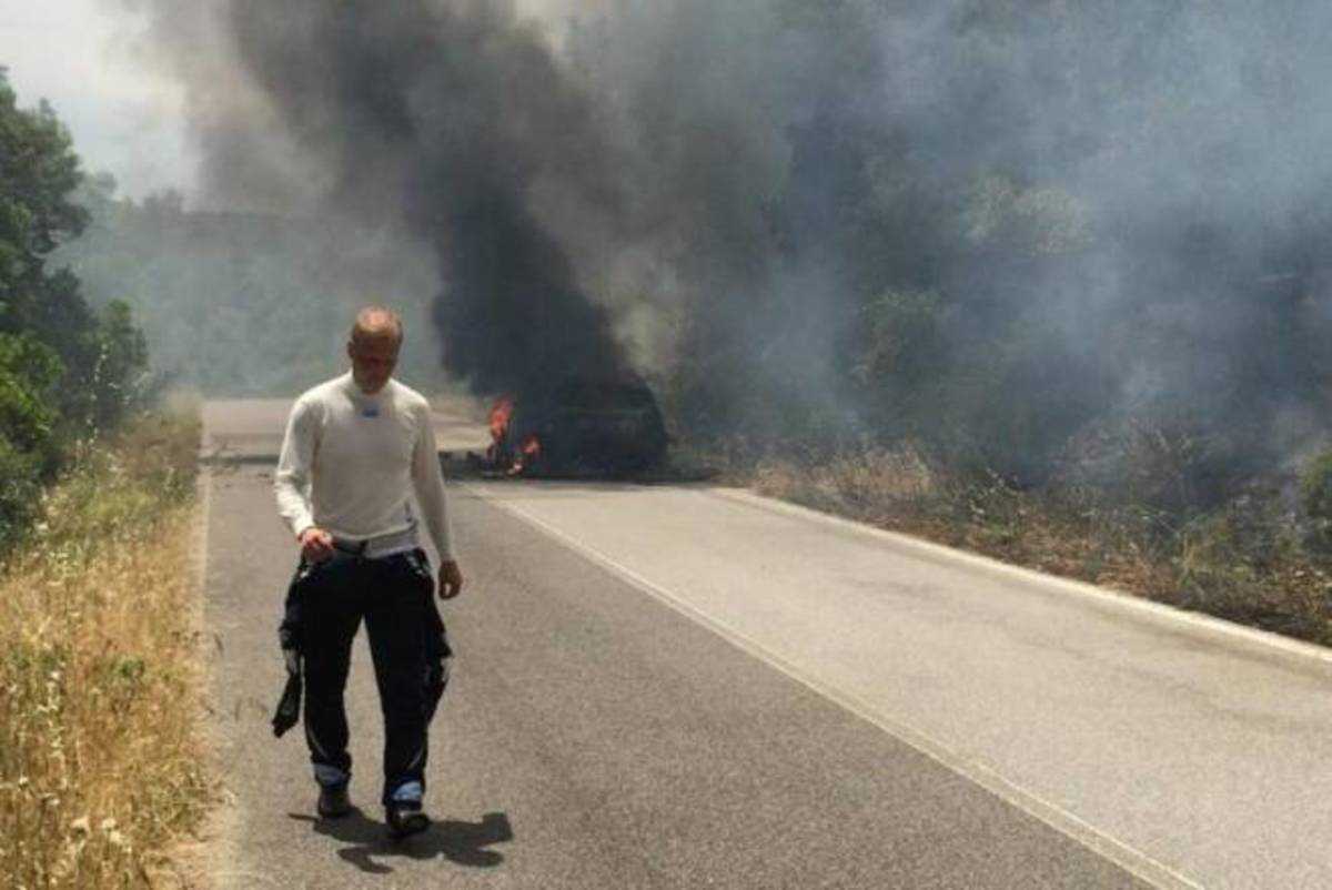 WRC: Στις φλόγες το αυτοκίνητο του Χιρβόνεν (VIDEO)