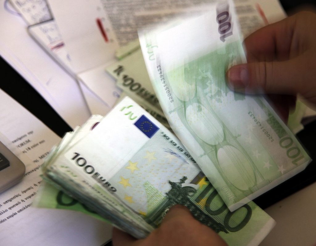 Τα 12 επιδόματα που χάνονται – Εκατοντάδες ευρώ χάνουν οι εργαζόμενοι