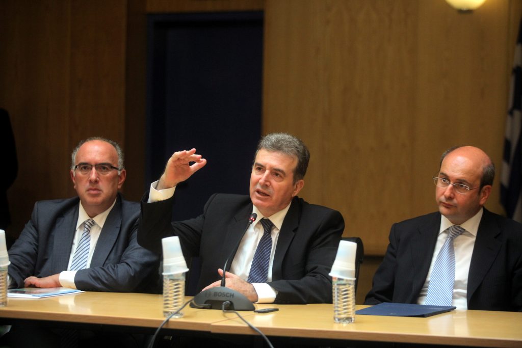 Την παραίτηση της ηγεσίας του ΟΑΣΑ ζητά ο Χρυσοχοΐδης