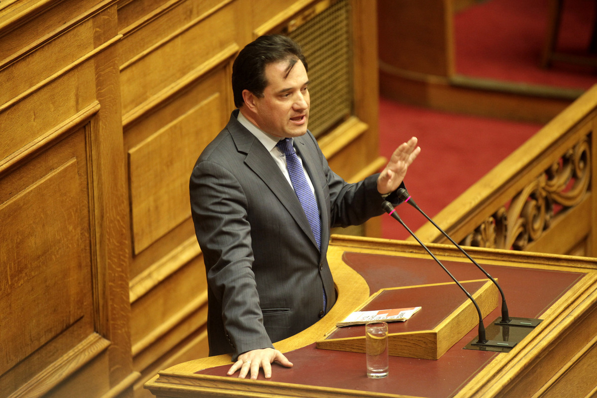 ΣΥΡΙΖΑ: Ο Α. Γεωργιάδης παραδέχεται ότι η ΝΔ θέλει να απολύσει και άλλους δημοσίους υπαλλήλους