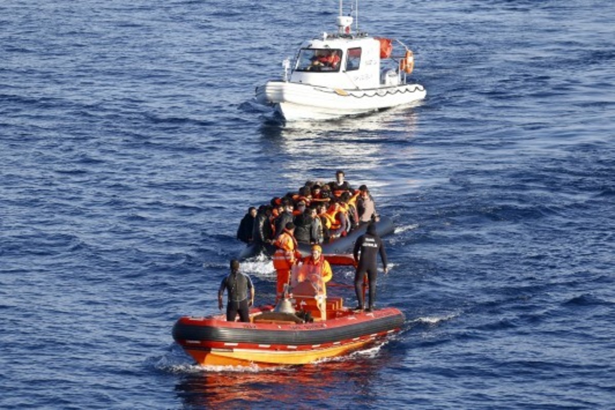 Τουρκία: Οι αρχές συνέλαβαν διακινητές προσφύγων και σταμάτησαν 120 Σύρους