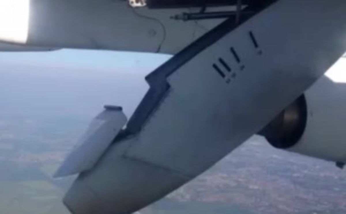 Τρόμος στον αέρα! Έσπασε το φτερό εν ώρα πτήσης! (βίντεο)