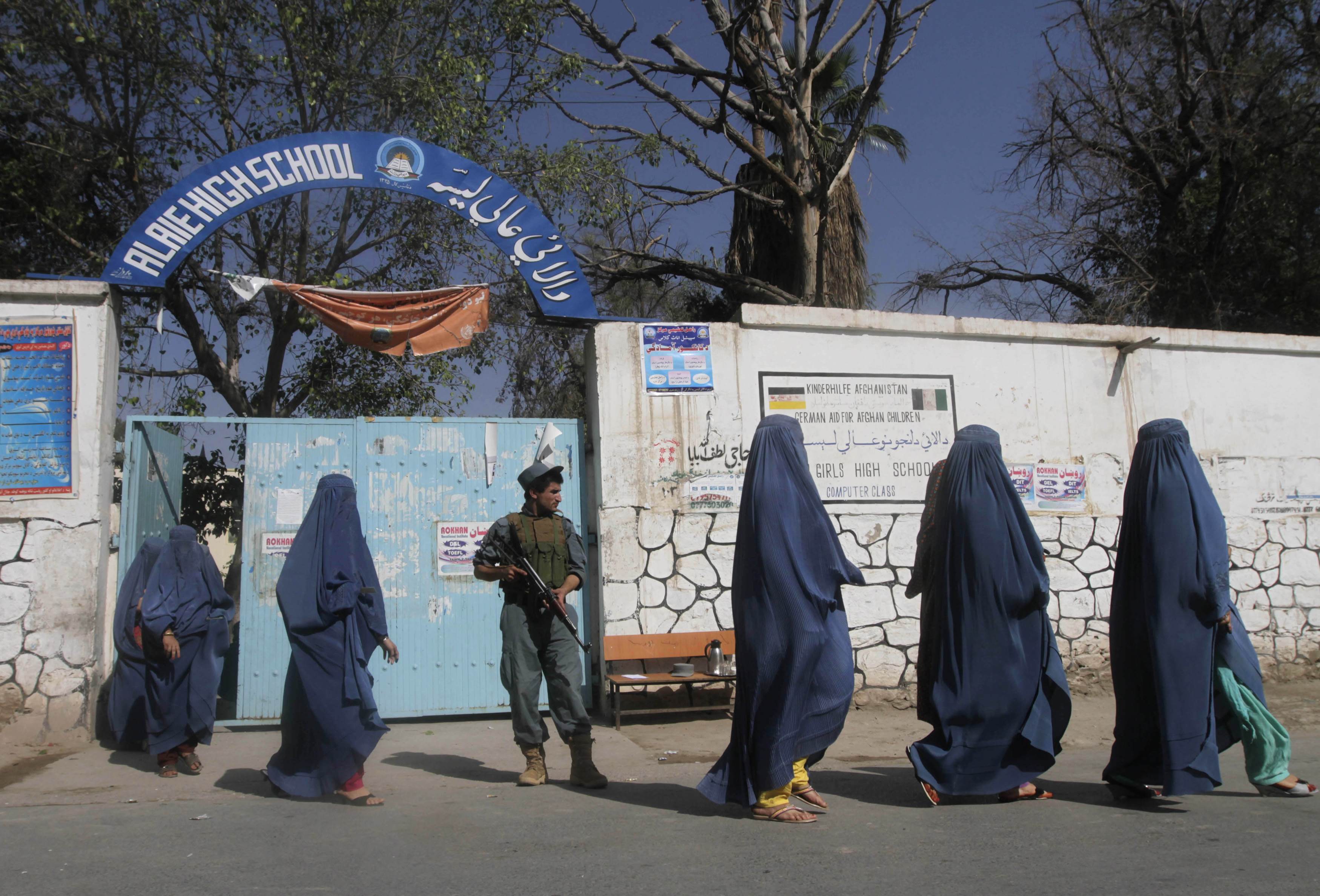 Αφγανιστάν: Τουλάχιστον 106 νεκροί στις επιθέσεις που σημειώθηκαν κατά το δεύτερο γύρο των εκλογών