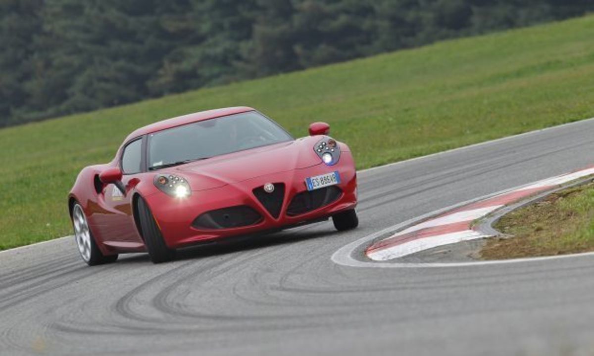 Πιθανή μια έκδοση Quadrifoglio για την Alfa Romeo 4C