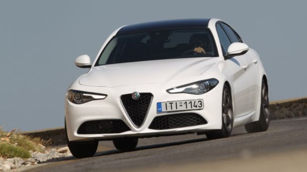 H Alfa Romeo θα μοιραστεί την πλατφόρμα της Giulia