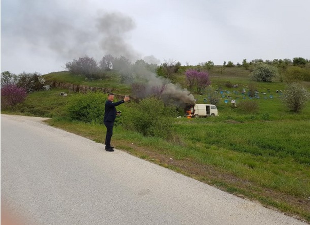 Αντιδήμαρχος… “πυροσβέστης” στα Τρίκαλα! [pics]