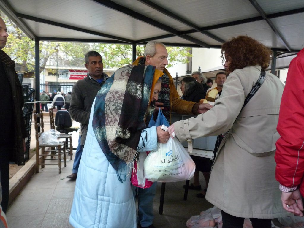 “Αποστολή” ανθρωπιάς για τους άστεγους της Αθήνας (ΦΩΤΟ)