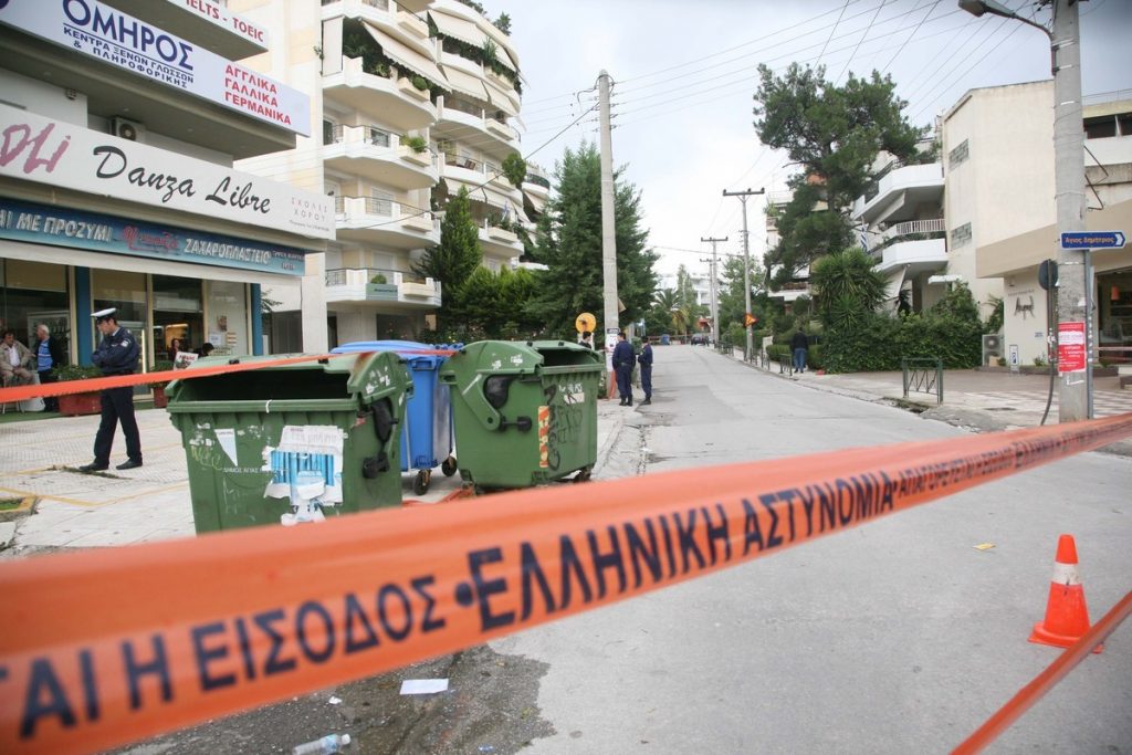 Συνέλαβαν ζευγάρι Ρουμάνων για τη δολοφονία στο Αιγάλεω – Είχαν βρει τεμαχισμένο και καμμένο το πτώμα