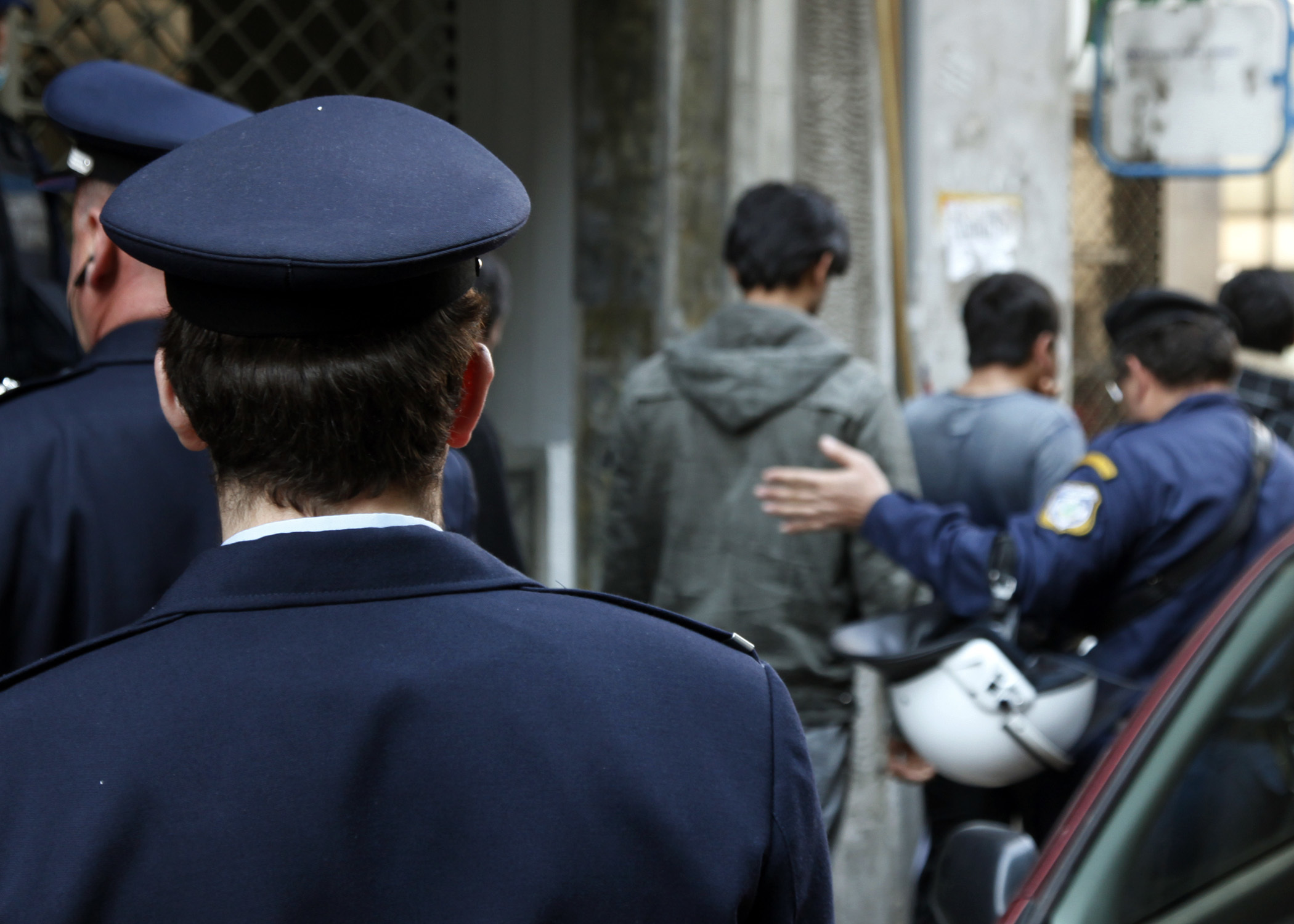 Οι Έλληνες αστυνομικοί θέλουν… αλλοδαπούς συναδέλφους!