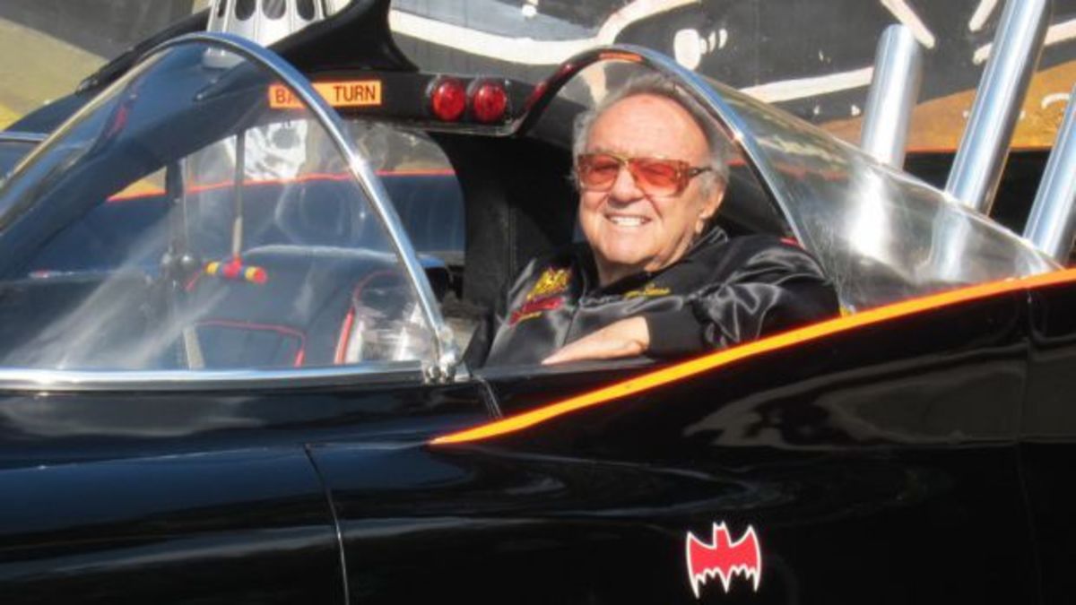 Πέθανε ο δημιουργός του Batmobile, ο ελληνικής καταγωγής George Barris (VIDEO)