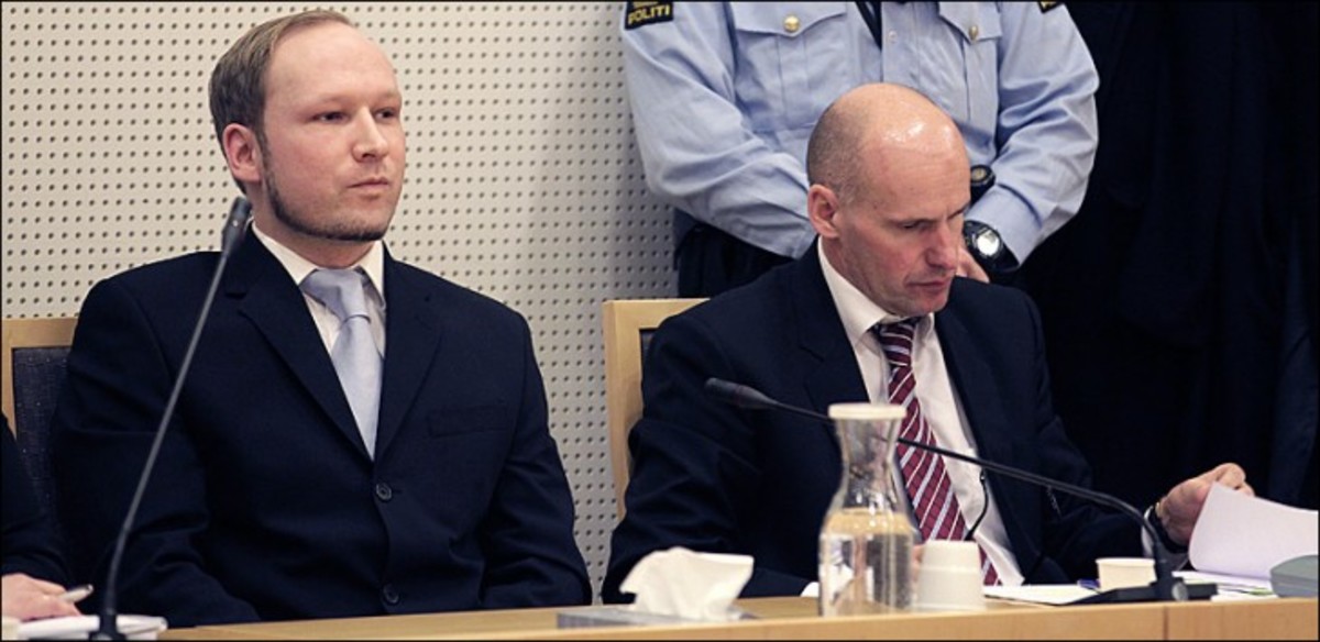 Στο αρχείο μπήκε η μήνυση του Μπράιβικ για τα “βασανιστήρια” στα οποία υποβλήθηκε στη φυλακή