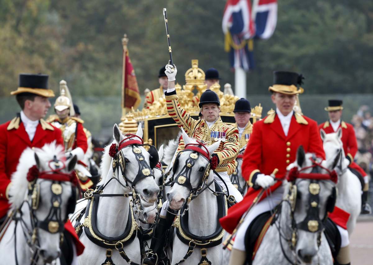 “Εμφύλιος” στη βασιλική οικογένεια της Βρετανίας – Το απίστευτο παρασκήνιο ανάμεσα σε δύο πρίγκιπες