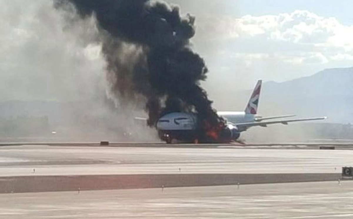 Τρόμος στο Λας Βέγκας! Αεροπλάνο της British Airways τυλίχθηκε στις φλόγες (ΦΩΤΟ, VIDEO)