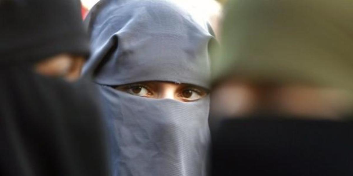 “Καταδρομέας” με μπούργκα – Μια γυναίκα εντοπίζει απαχθέντα παιδιά σε μουσουλμανικές χώρες