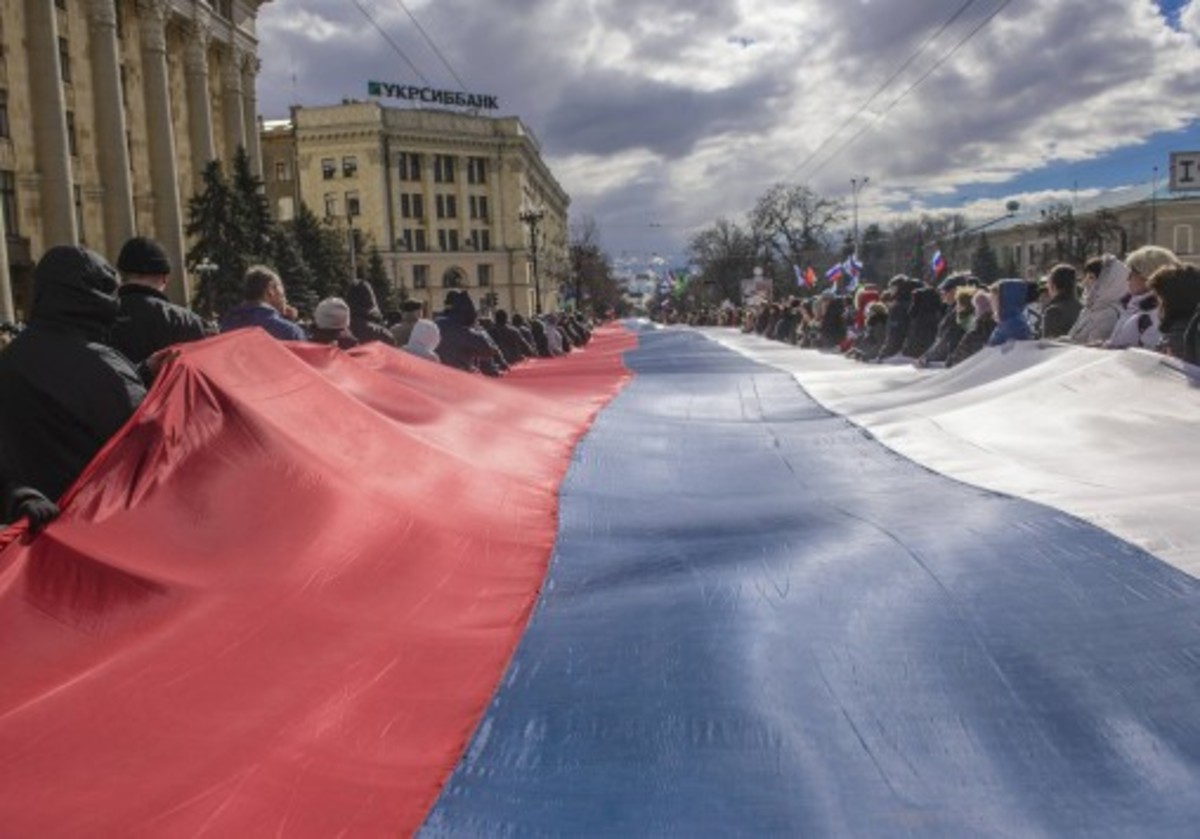 Η Κριμαία στα “χέρια” της Ρωσίας και η Ουκρανία συνδέεται με την Ευρώπη
