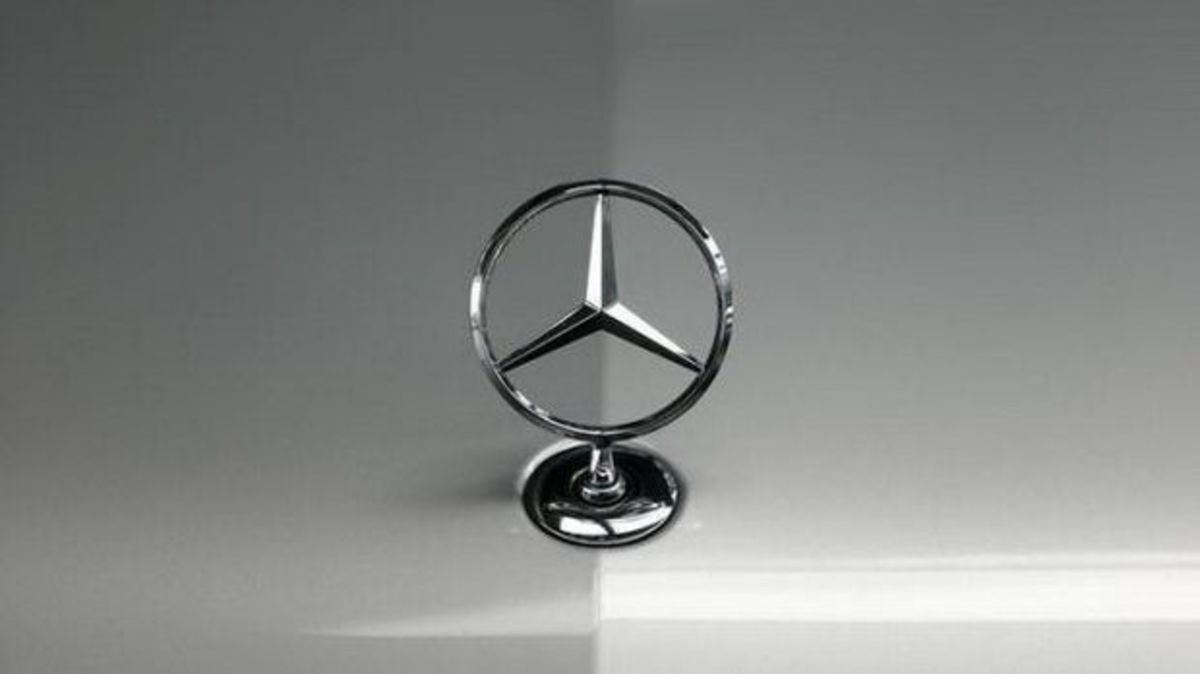 H Daimler ανακαλεί 840.000 οχήματα φοβούμενη πρόβλημα με τους αερόσακους