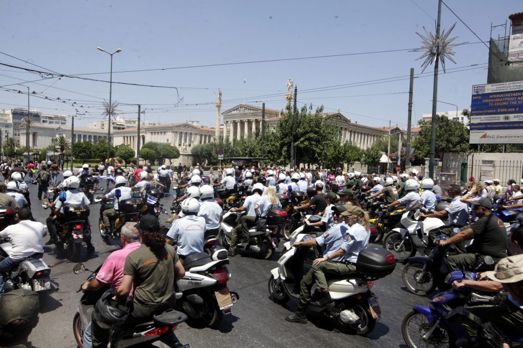 Επανατοποθέτηση των 9 αστυνομικών που δεν απορροφήθηκαν, ζητά το δημοτικό συμβούλιο του δήμου Αθηναίων