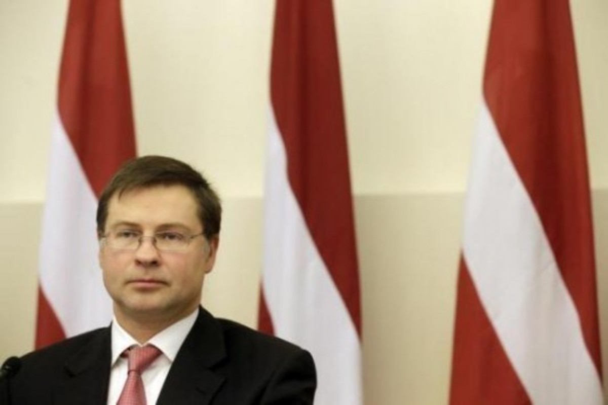 Eurogroup – Ντομπρόβσκις: Εγκρίθηκε η ελληνική πρόταση, αλλά κάποιοι ανησυχούν…