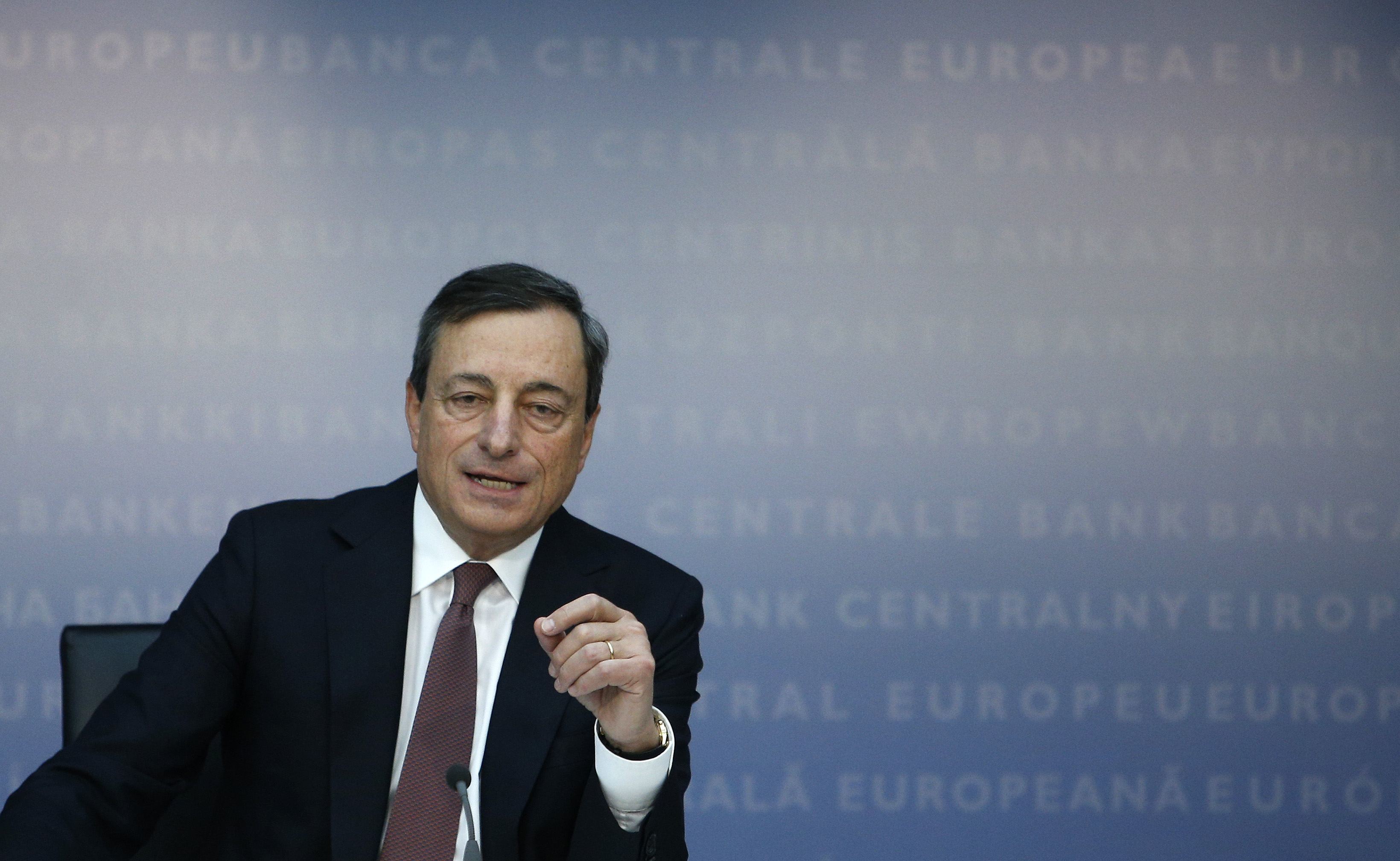 Bloomberg: Αύξηση του ΑΕΠ μόλις 0,1% αναμένεται στην ευρωζώνη το γ’ τρίμηνο του 2013