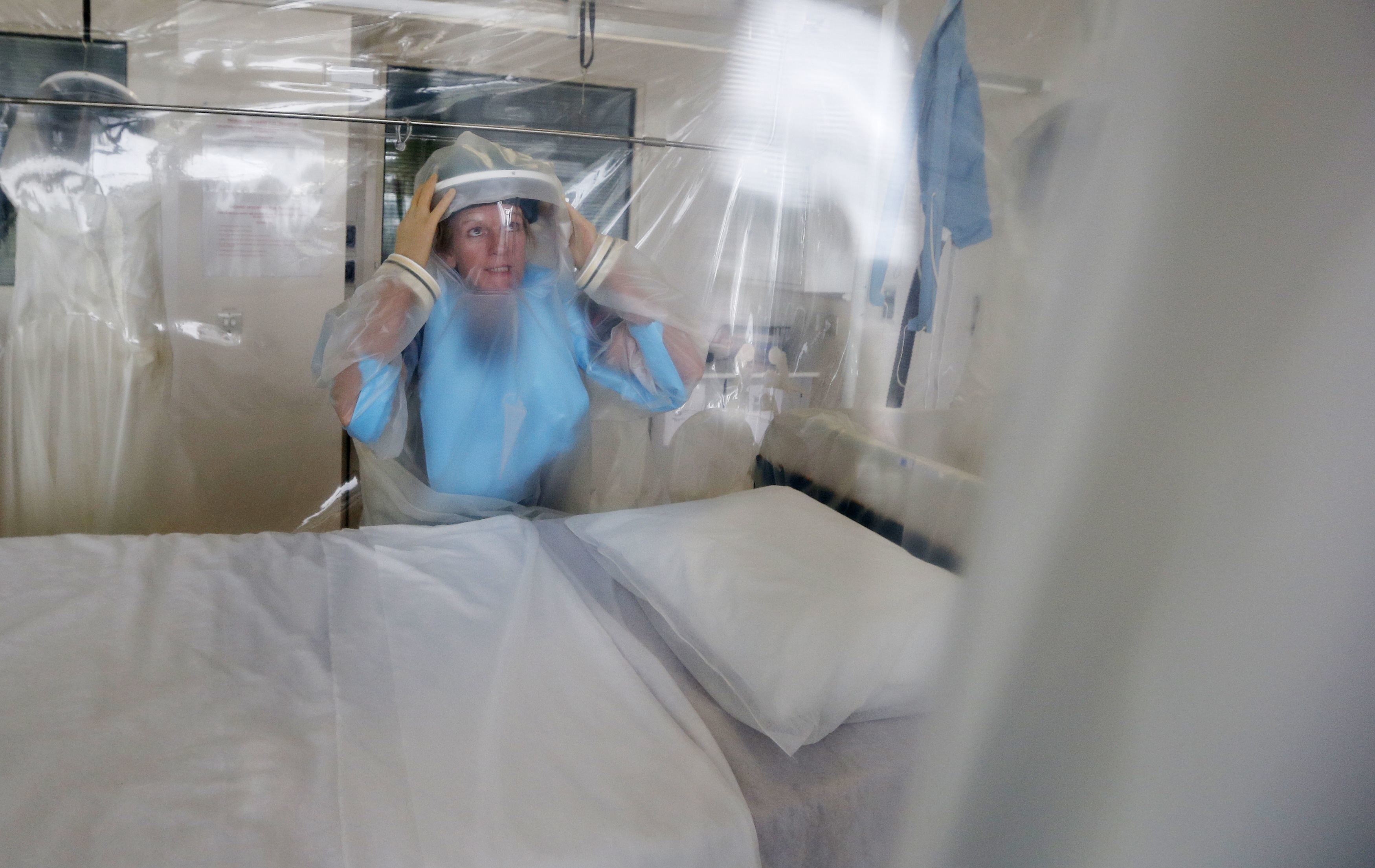 Το πειραματικό φάρμακο ZMapp θεράπευσε όλους τους πιθήκους που μολύνθηκαν από τον Έμπολα