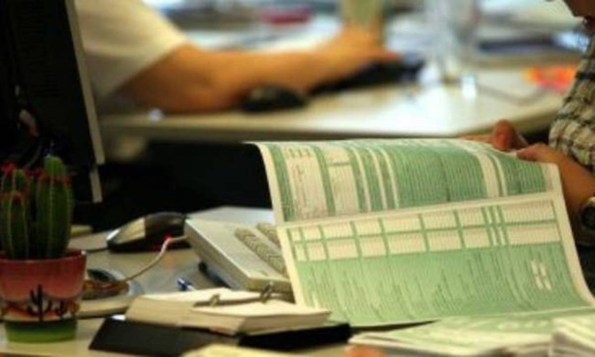 Φορολογικές δηλώσεις 2015: Μόνο το 10% των φορολογουμένων υπέβαλαν δηλώσεις