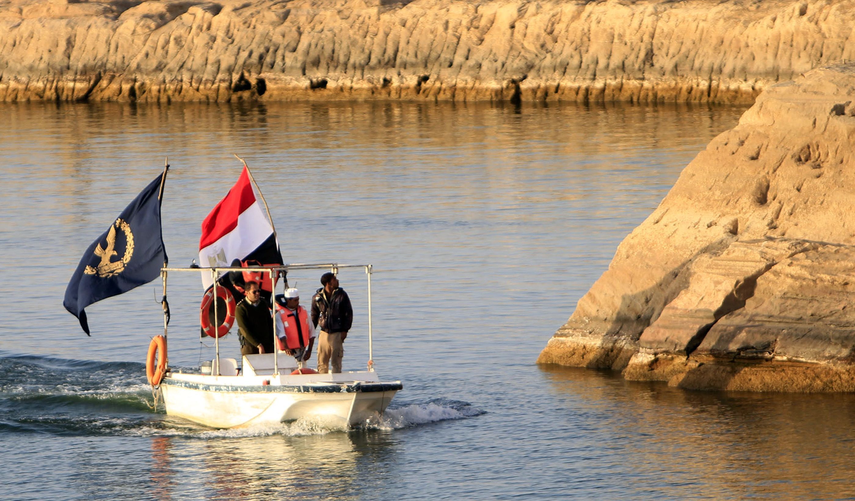 Εκτέλεσαν επτά Αιγύπτιους χριστιανούς σε παραλία