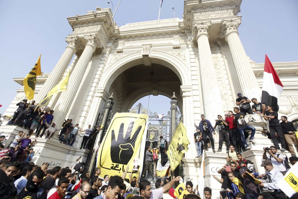 Ξανά στους δρόμους της Αιγύπτου οι οπαδοί του Μόρσι
