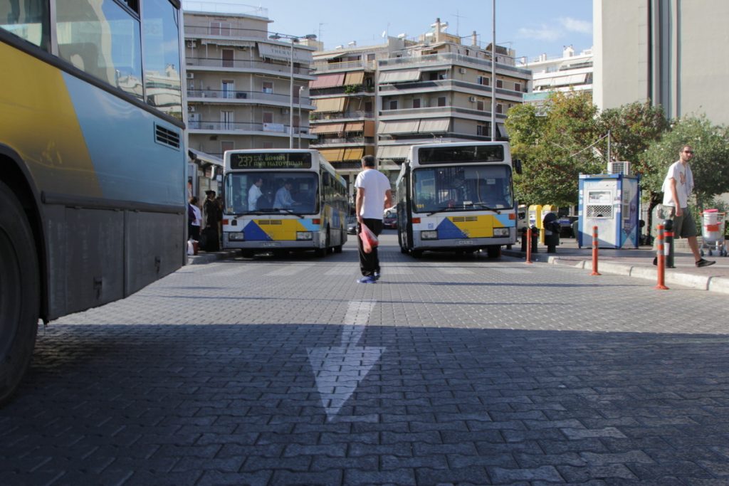 Βόμβα σε όλα τα εισιτήρια στα μέσα μεταφοράς – Στο 1,40 η τιμή λόγω “τεχνικού” προβλήματος – Πώς θα κλείνουν οι πόρτες για όσους δεν έχουν εισιτήριο