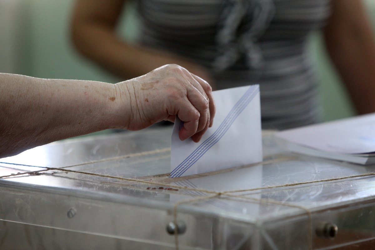 Εκλογές 2015: Η Β’ Αθήνας και οι άνω 71 ετών βγάζουν κυβέρνηση – Οι αριθμοί της κάλπης