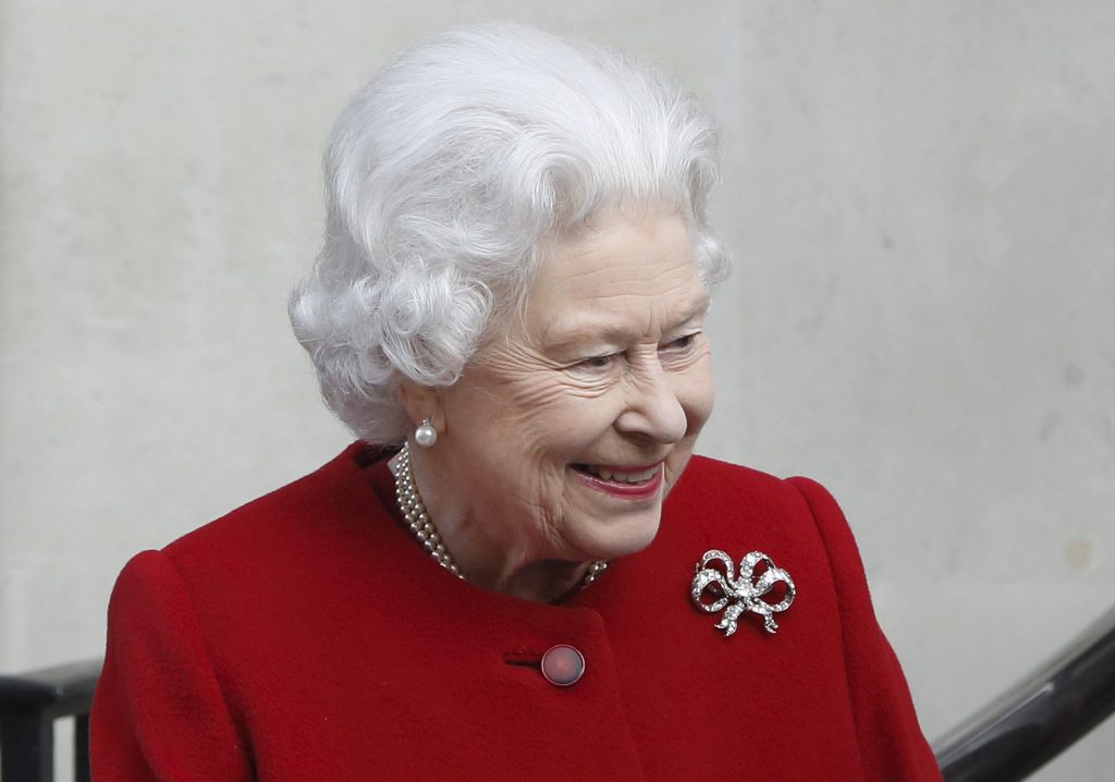 Μετά από 30 χρόνια, η βασίλισσα Ελισάβετ θα επισκεφτεί ξανά το Βατικανό