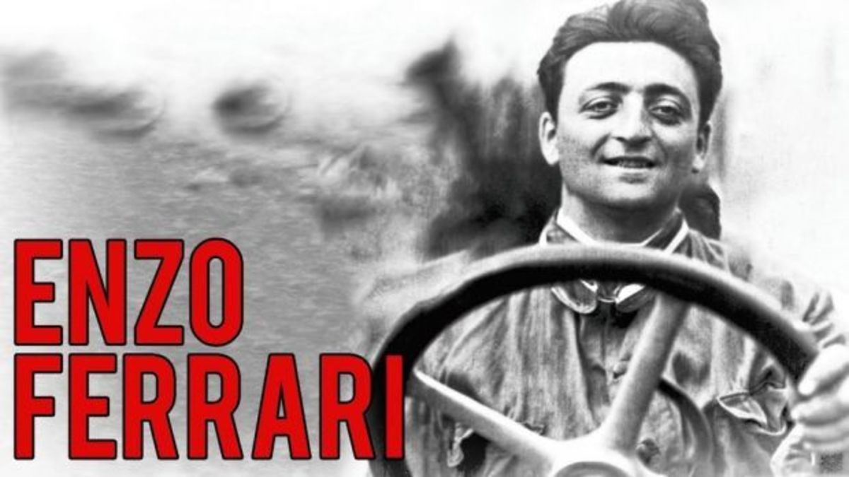 Ο Hugh Jackman στον ρόλο του Enzo Ferrari