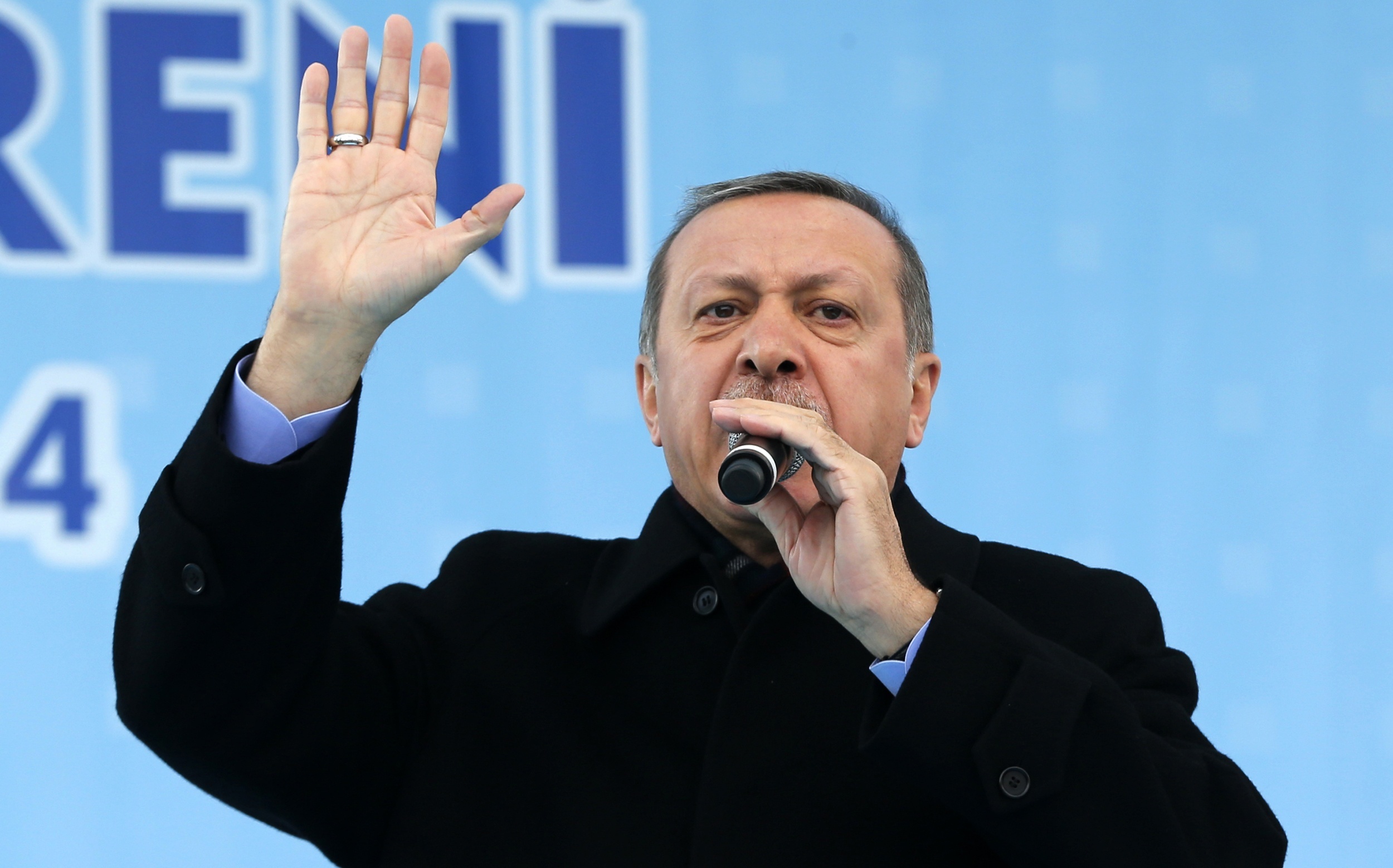 Νέο παραλήρημα Ερντογάν: Κατηγορεί το Twitter για φοροδιαφυγή!